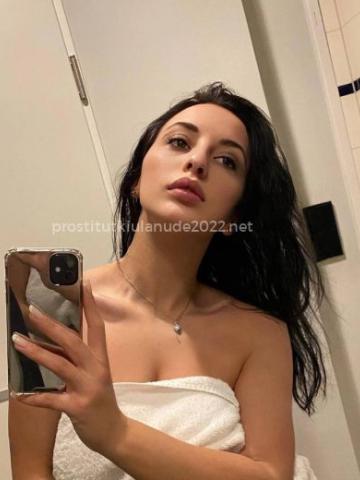 Полина